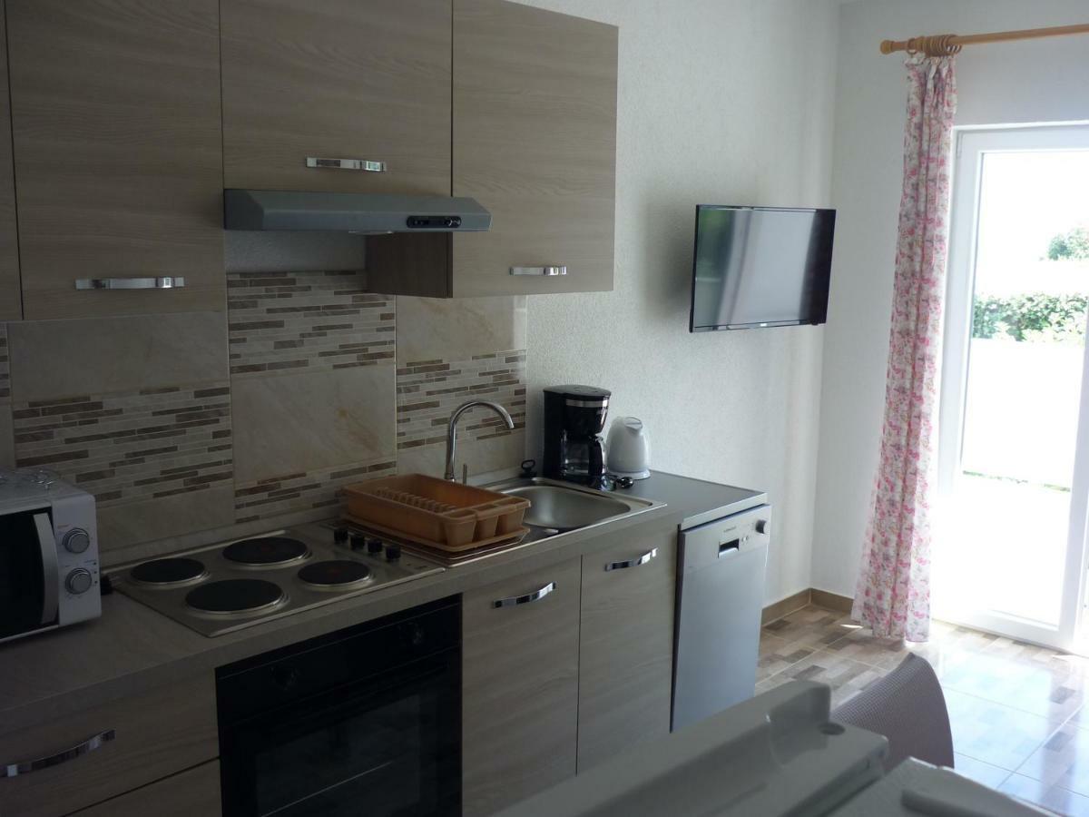 Apartman Miljenko - Matovica 캄포르 외부 사진